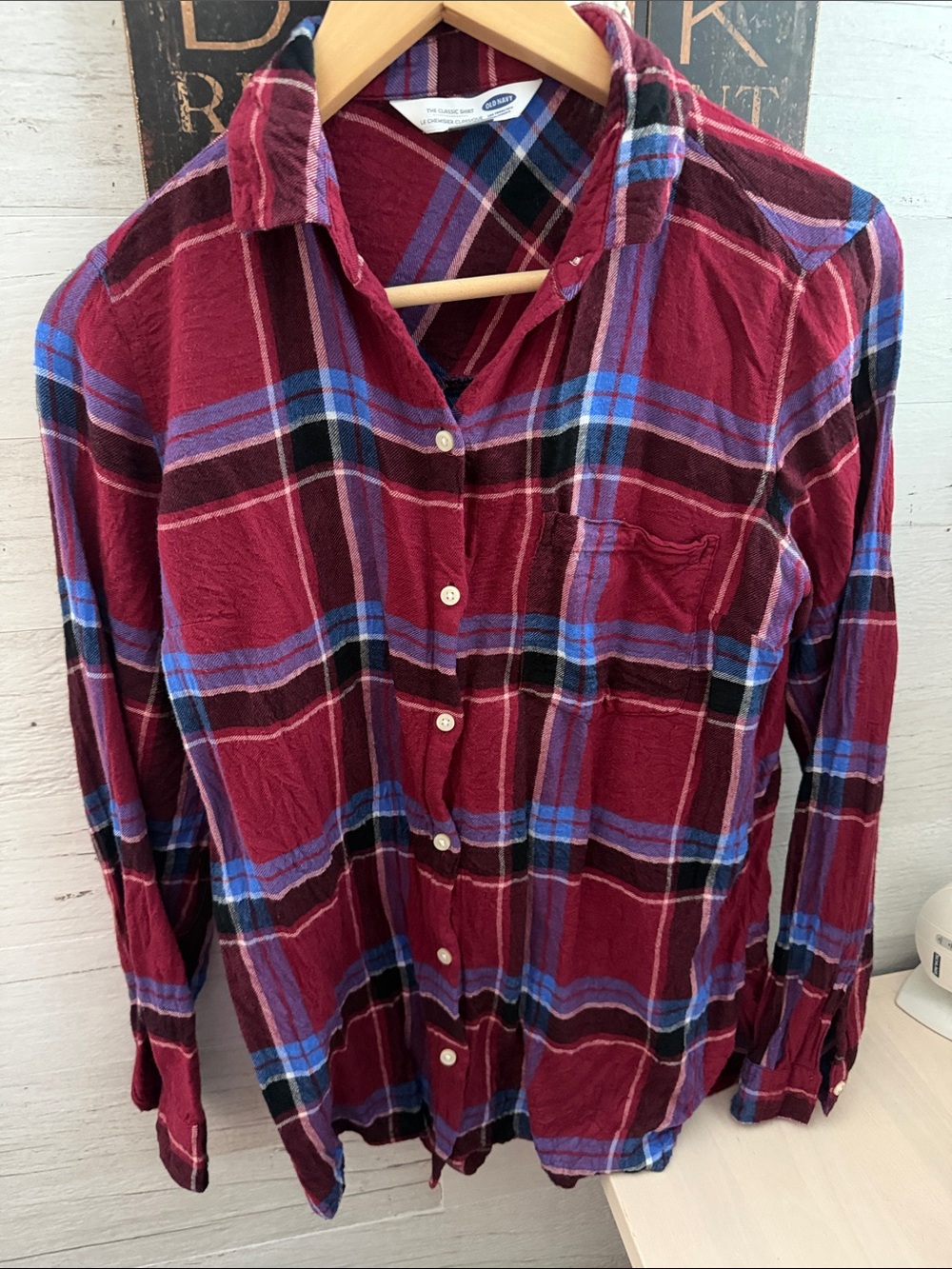 Old Navy Holiday 2017 Burgundy Plaid 100% Rayon Button-Up Shirt Women's